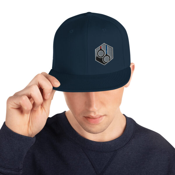 Offset embroidered / offset logo Snapback hat - Image 2