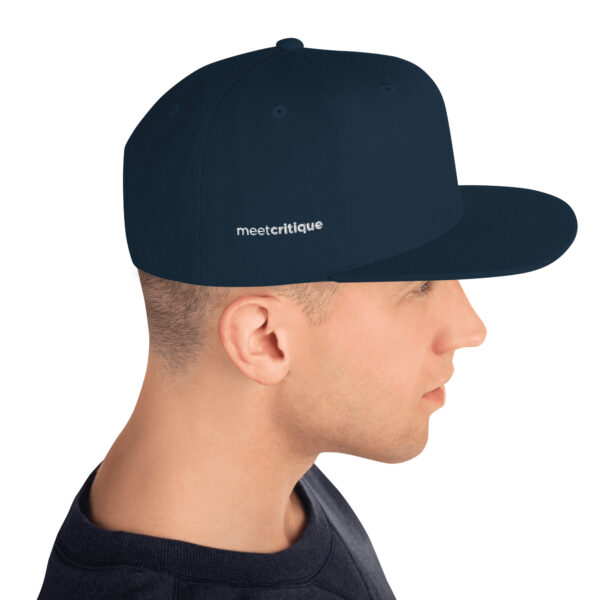 Offset embroidered / offset logo Snapback hat - Image 3