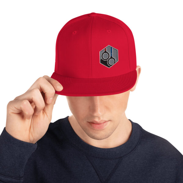 Offset embroidered / offset logo Snapback hat - Image 5